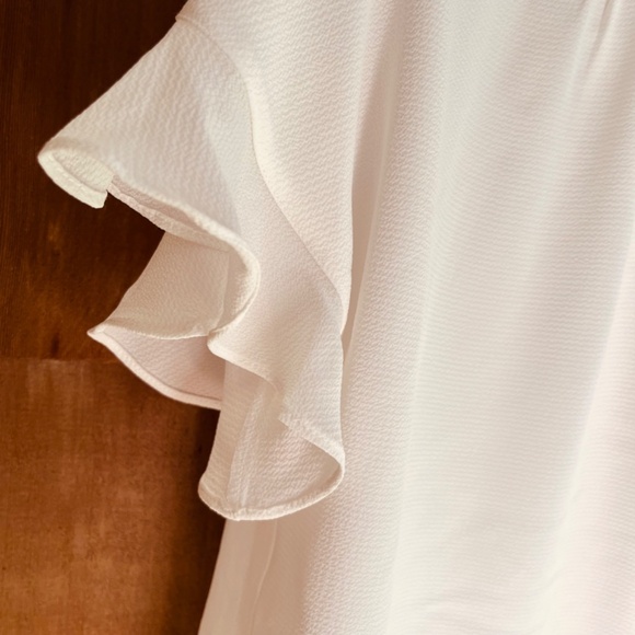 CeCe Women's Drop Shoulder Wide Neck Ruched Blouse Color: New Ivory Size XS - Picture 7 of 16